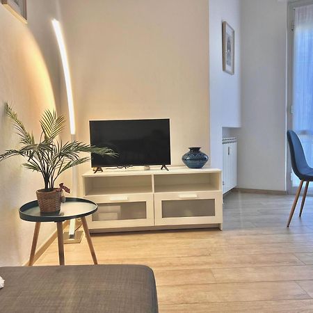 Casa Mila Apartment Савона Екстериор снимка