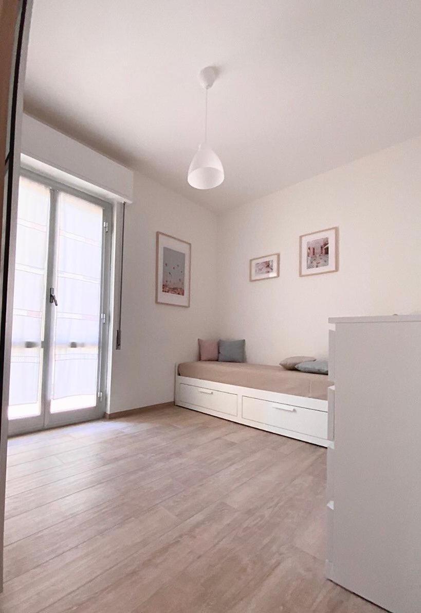 Casa Mila Apartment Савона Екстериор снимка