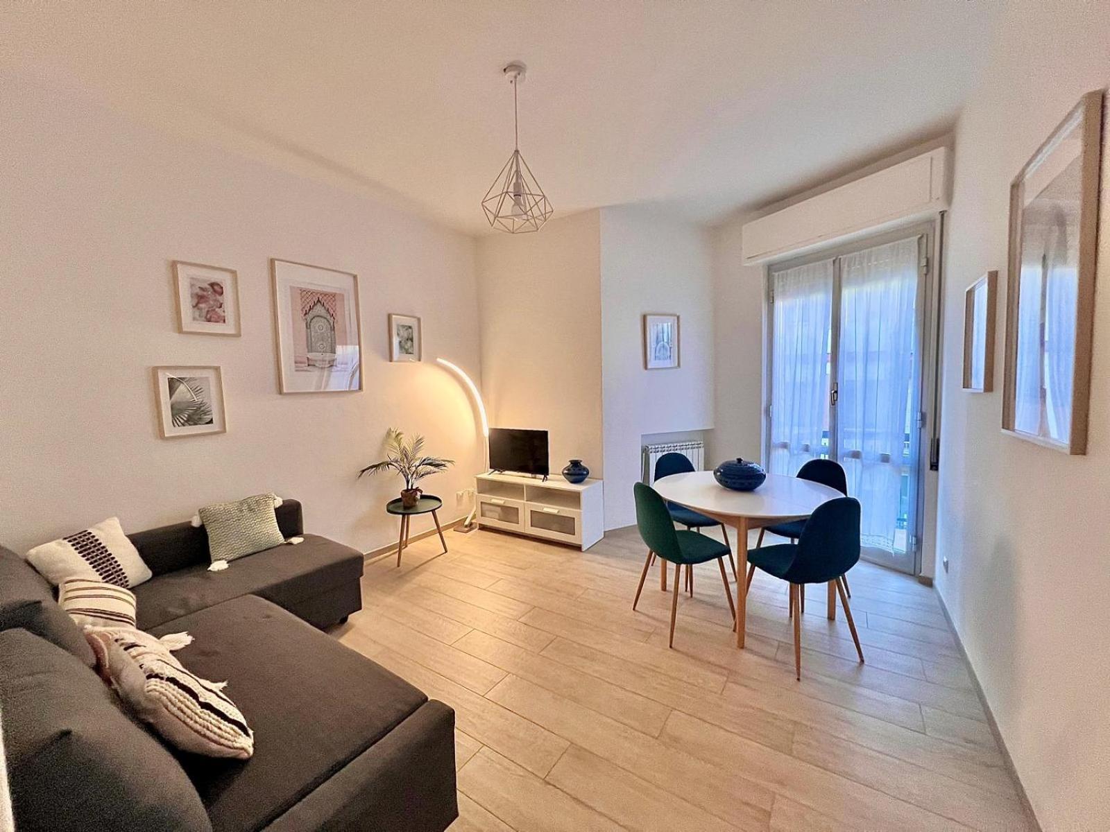 Casa Mila Apartment Савона Екстериор снимка